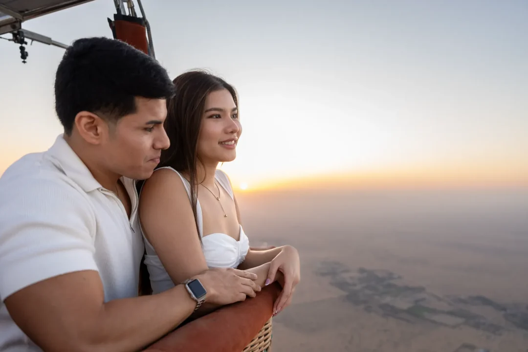 Hot air balloon over the Dubai desert