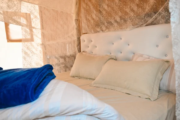 luxury overnight desert safari Dubai