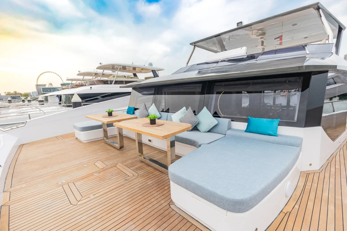 Infinity Yacht Dubai (27)