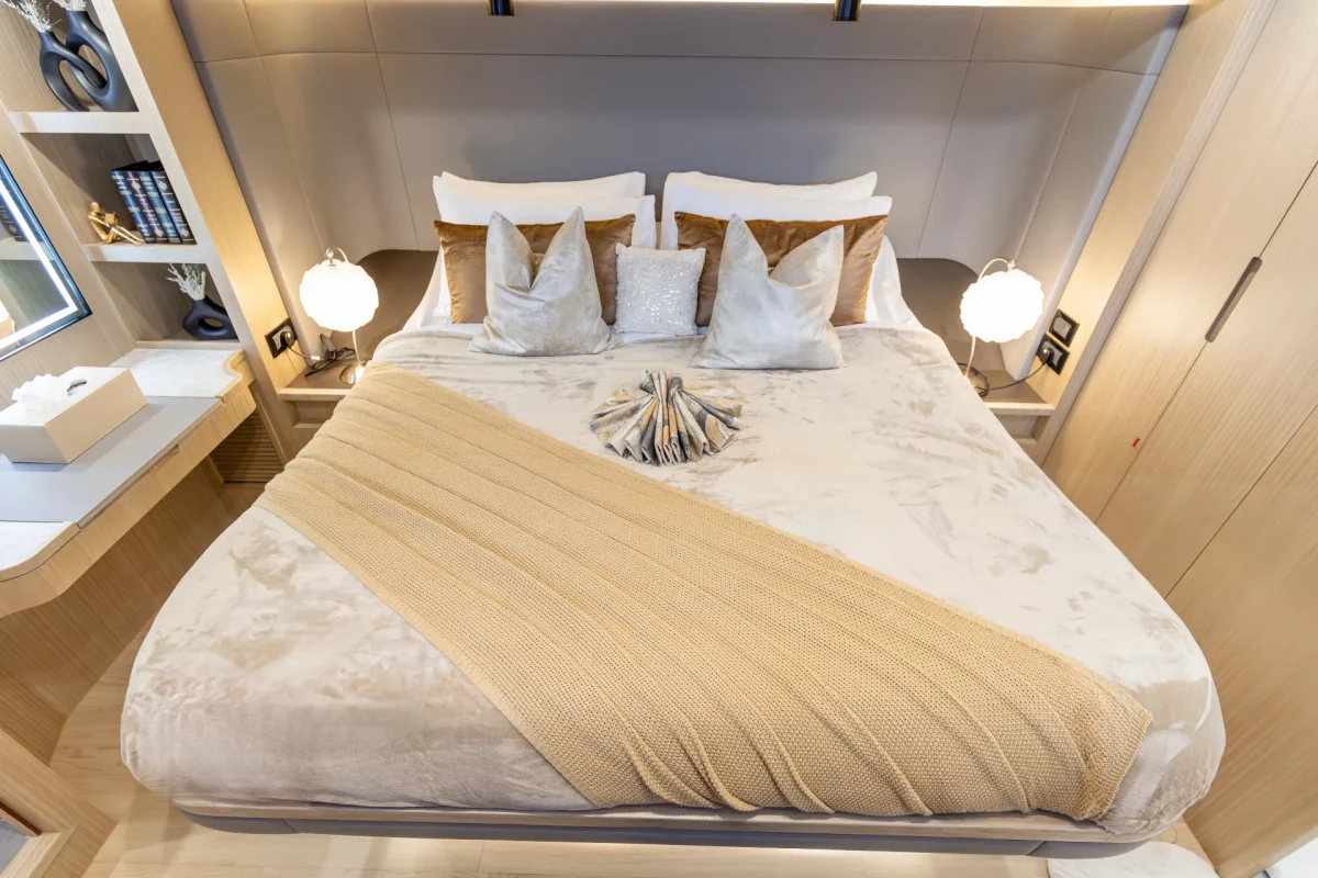 Infinity Yacht Dubai (57)