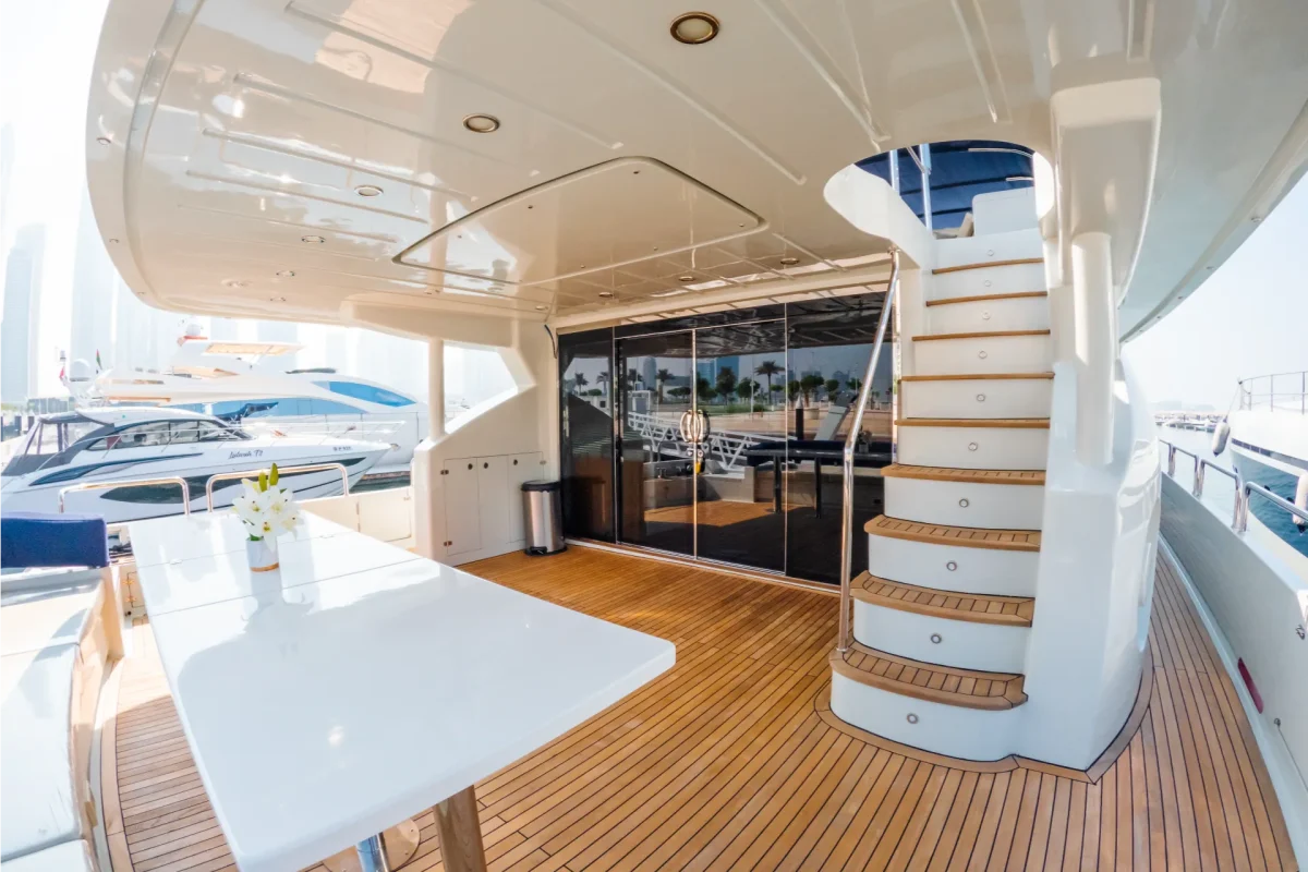 Kona Yacht Dubai (9)